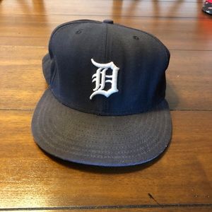 Detroit Tigers Men’s Fitted Hat- 7.5